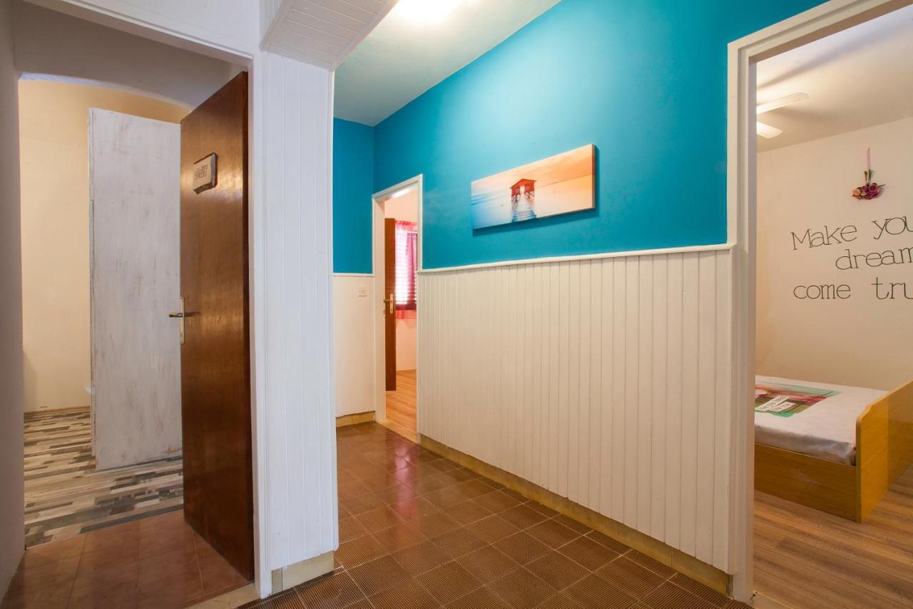 Apartments With A Parking Space Brna, Korcula - 9188 Smokvica  Exterior photo